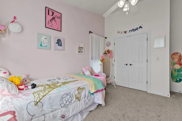 $555,000 | 613 East Castlebury Lane, Appleton, WI 54913