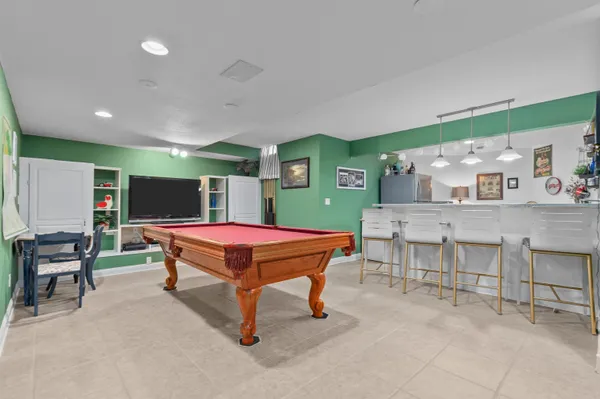 $555,000 | 613 East Castlebury Lane, Appleton, WI 54913