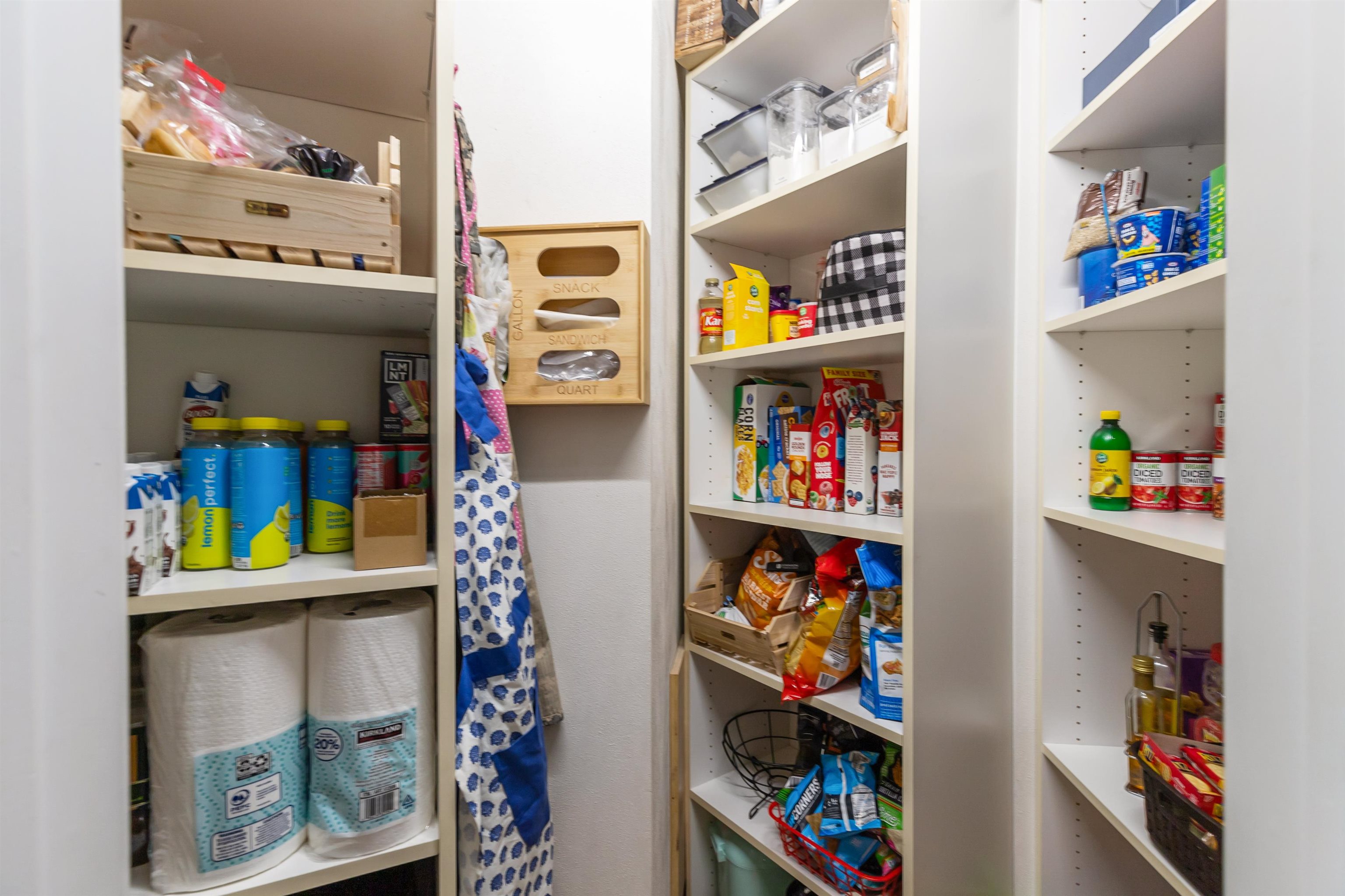 613 East Castlebury Lane Appleton, WI 54913 - Photo 10 of 57