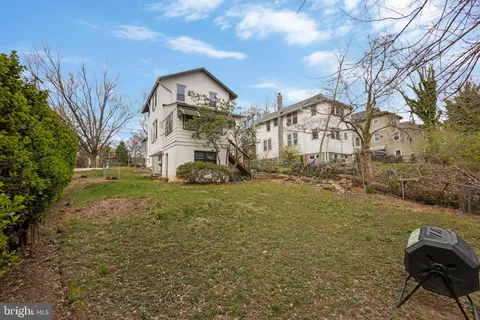 $950,000 | 1943 North Cleveland Street, Arlington, VA 22201