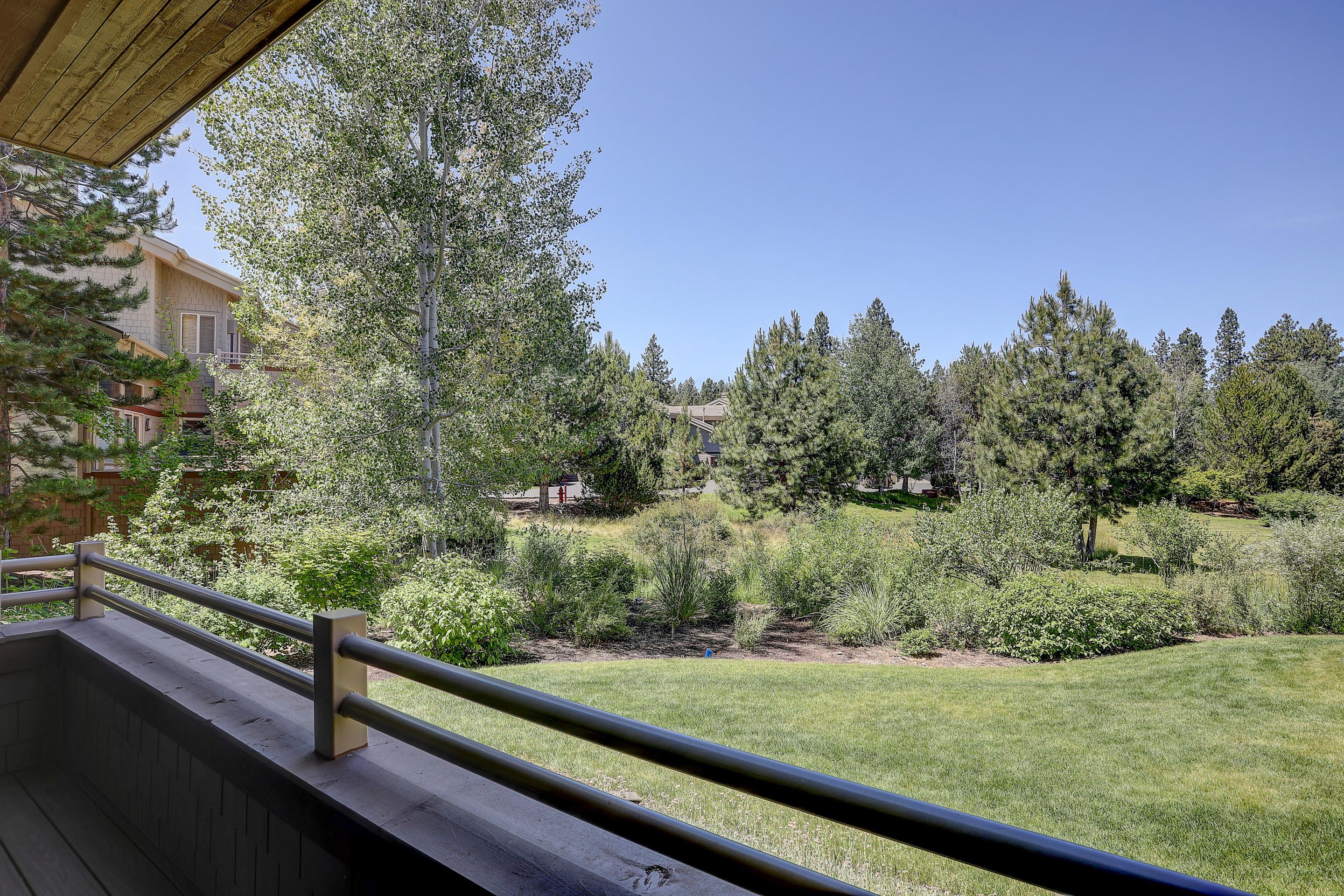 19574 Painted Ridge Loop, Unit 16 Bend, OR 97702 - Photo 28 of 43 Views from lower level deck