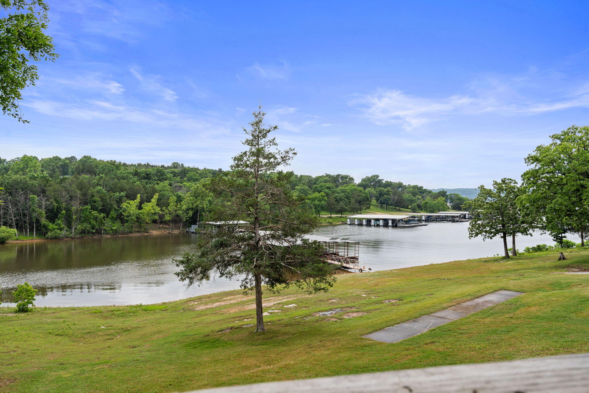 346 Terrace Crest Lane, Unit 6 Reeds Spring, MO 65737 - Photo 18 of 45 346-Terrace-Crest-Ln-Lakefront-View