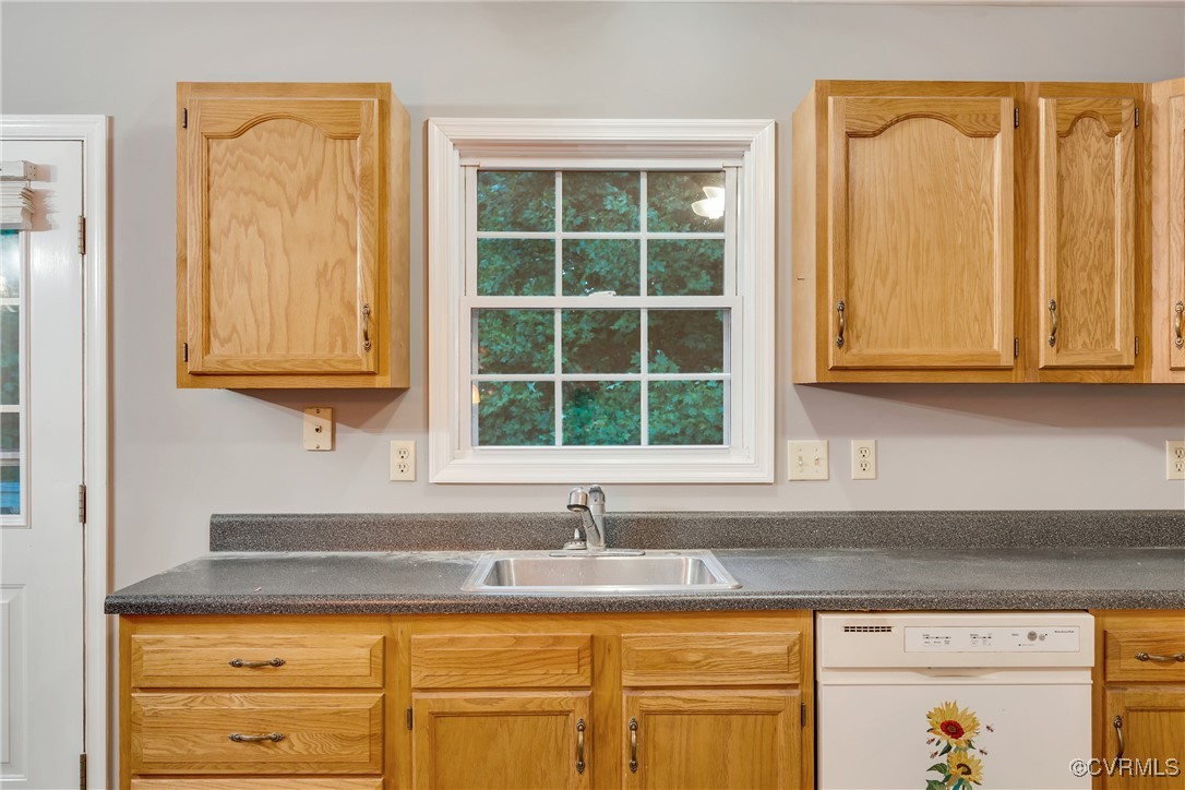3046 Hells Bend Road Palmyra, VA 22963 - Photo 8 of 33