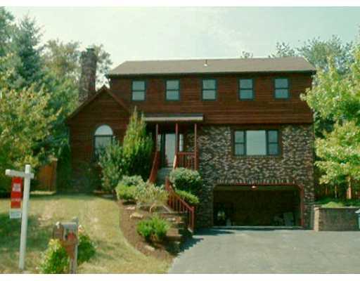 123 Countryview Drive McKees Rocks, PA 15136 - Photo 1 of 4 Gallery Image 1