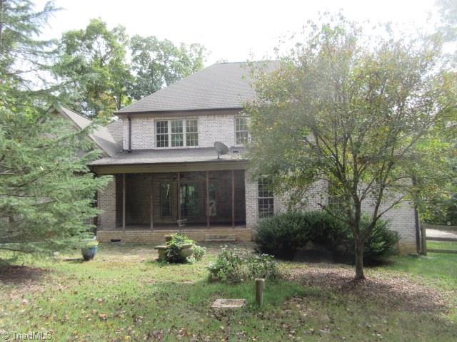 5008 Robdot Drive Oak Ridge, NC 27310 - Photo 4 of 26