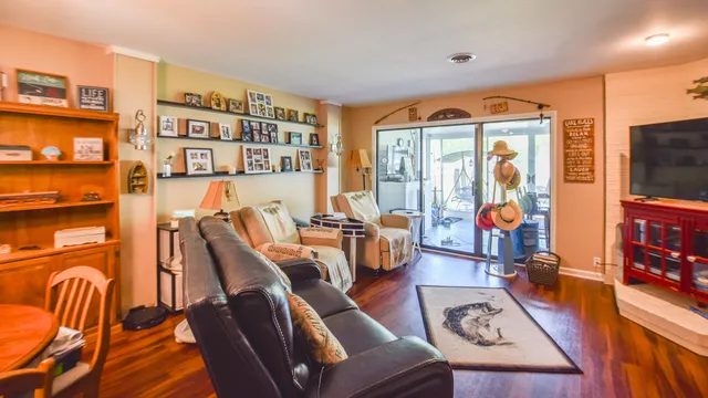 $520,000 | 61626 Colony Bay Drive, Unit 15, Cassopolis, MI 49031