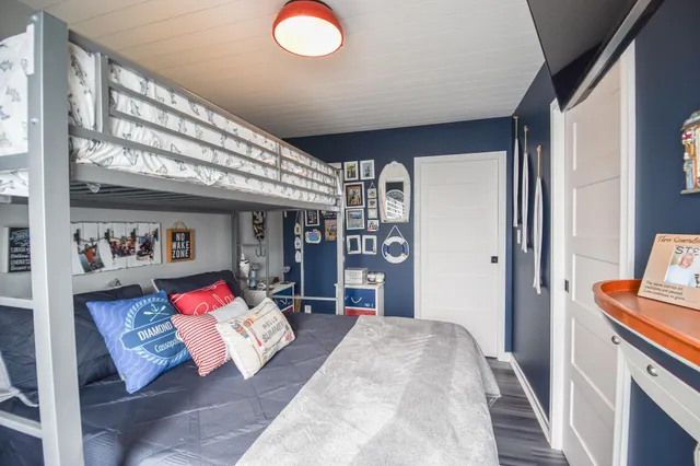 $520,000 | 61626 Colony Bay Drive, Unit 15, Cassopolis, MI 49031