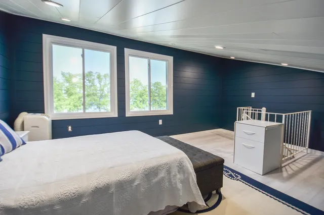 $520,000 | 61626 Colony Bay Drive, Unit 15, Cassopolis, MI 49031