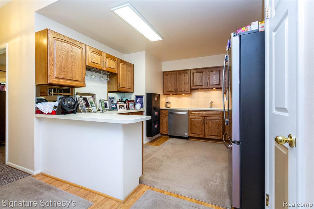 1155 Derby Road, Unit 8 Birmingham, MI 48009 - Photo 8 of 32 Gallery Image 8