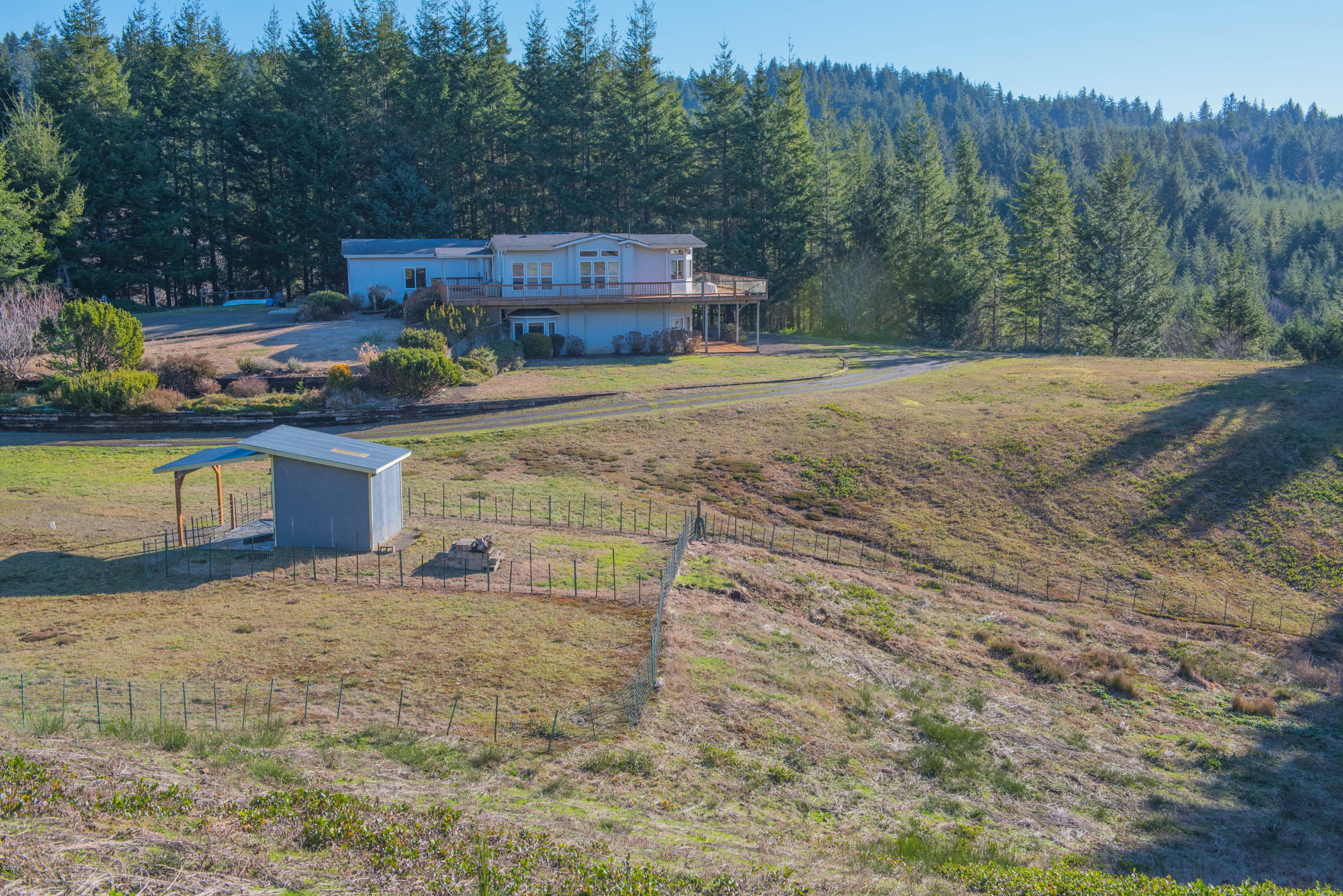 3564 North Bayview Road Waldport, OR 97394 - Photo 3 of 20 TIFF Image (57418)