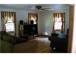 57 Goodhue Road Windham, NH 03087 - Photo 3 of 5
