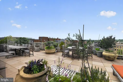 $489,900 | 1301 20th Street Northwest, Unit 111, Washington, DC 20036