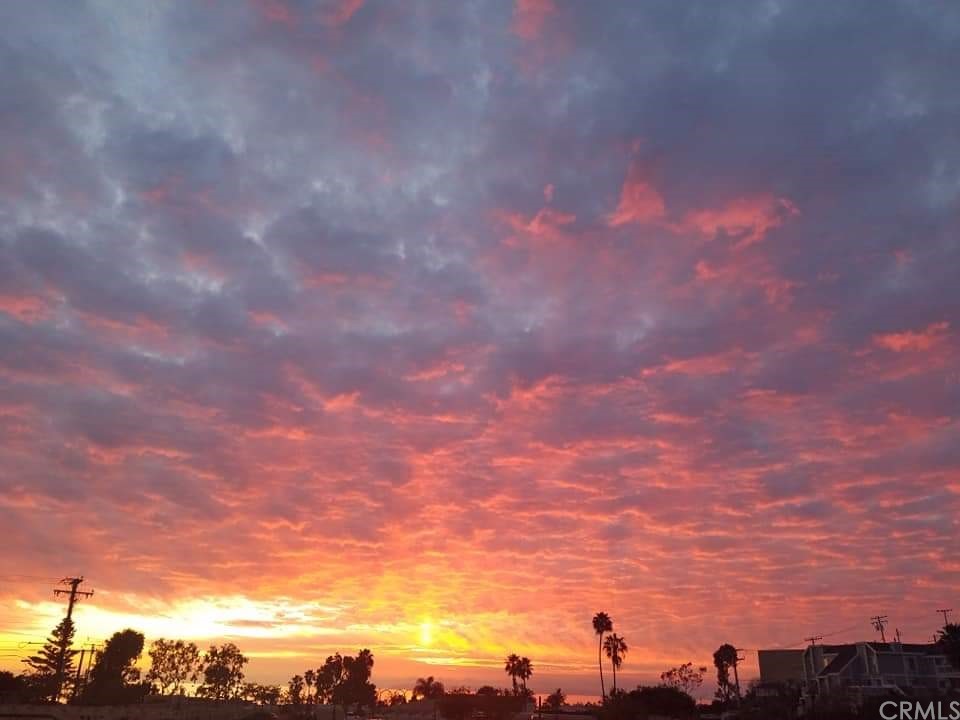 310 Hawthorne Road Laguna Beach, CA 92651 - Photo 24 of 25 a view of a city