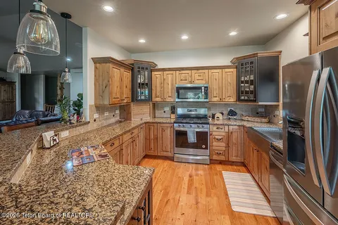 $1,199,000 | 173 Fairway Avenue, Thayne, WY 83127