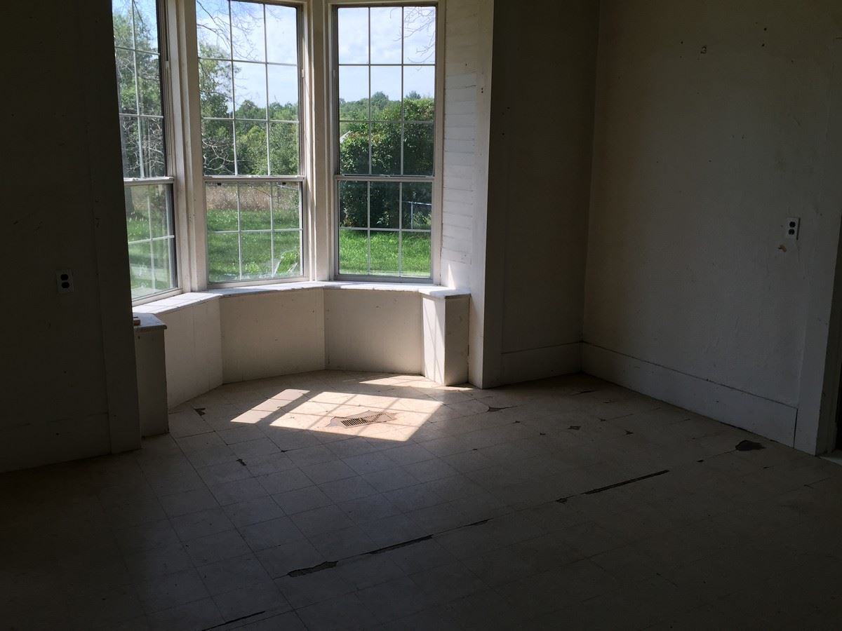 5430 Voice Road Kingsley, MI 49649 - Photo 16 of 29 1805212-15.JPG