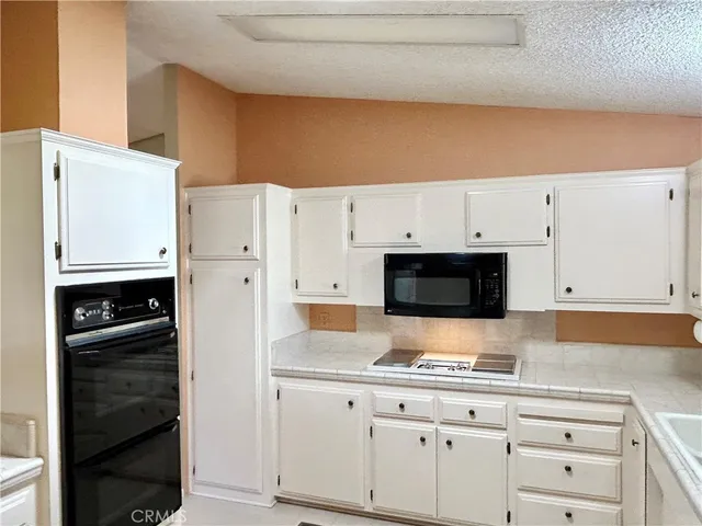 $359,000 | 986 Quail Meadows Court, Santa Maria, CA 93455