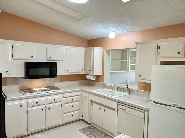 $359,000 | 986 Quail Meadows Court, Santa Maria, CA 93455