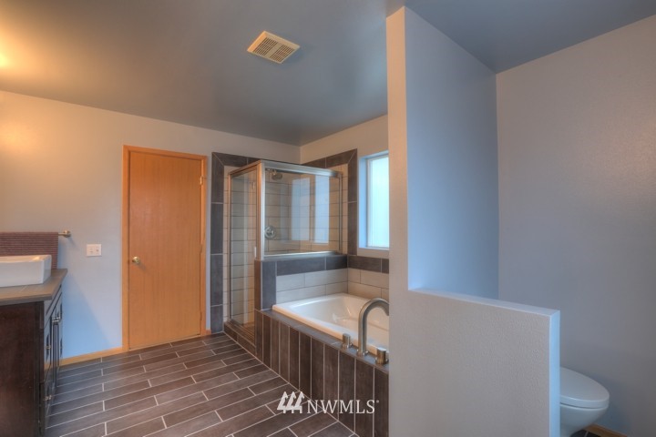 18205 168th Way Southeast Renton, WA 98058 - Photo 14 of 24 Gallery Image 14