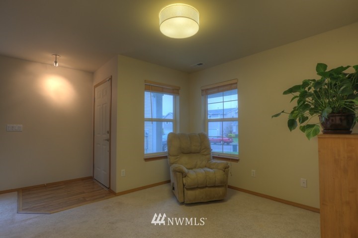 18205 168th Way Southeast Renton, WA 98058 - Photo 8 of 24 Gallery Image 8