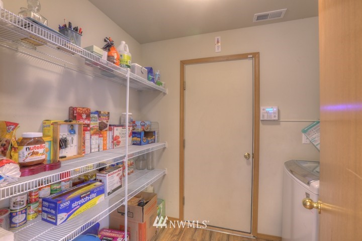 18205 168th Way Southeast Renton, WA 98058 - Photo 10 of 24 Gallery Image 10