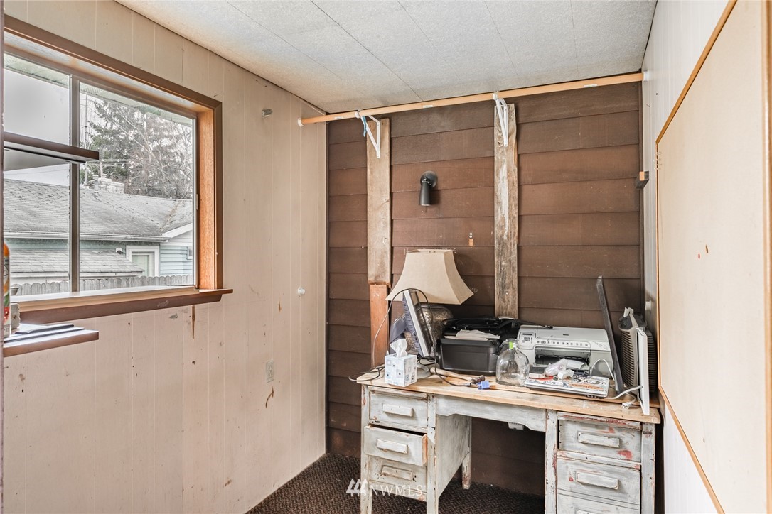 927 Reiten Road Kent, WA 98030 - Photo 19 of 24 Gallery Image 19