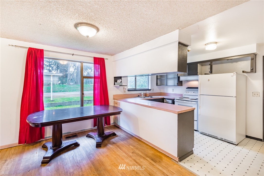 927 Reiten Road Kent, WA 98030 - Photo 8 of 24 Gallery Image 8