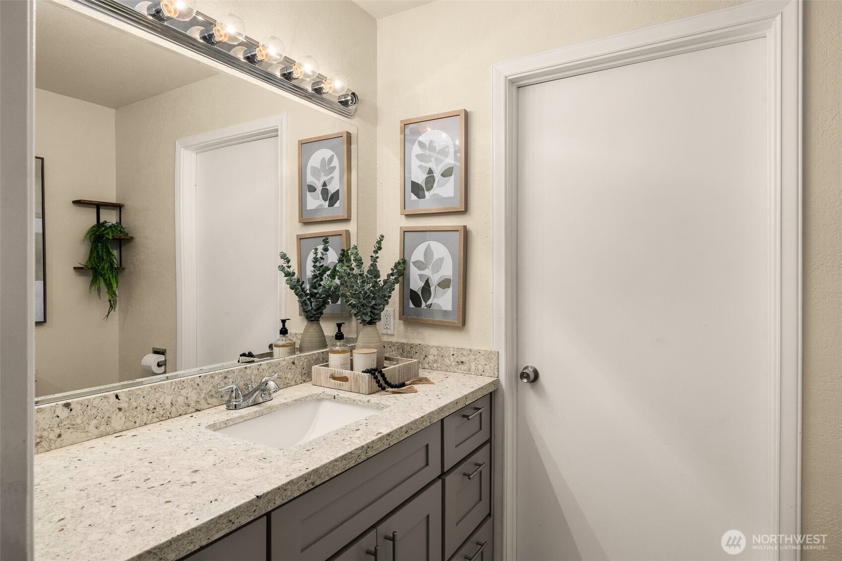 17021 76th Avenue West Edmonds, WA 98026 - Photo 28 of 36