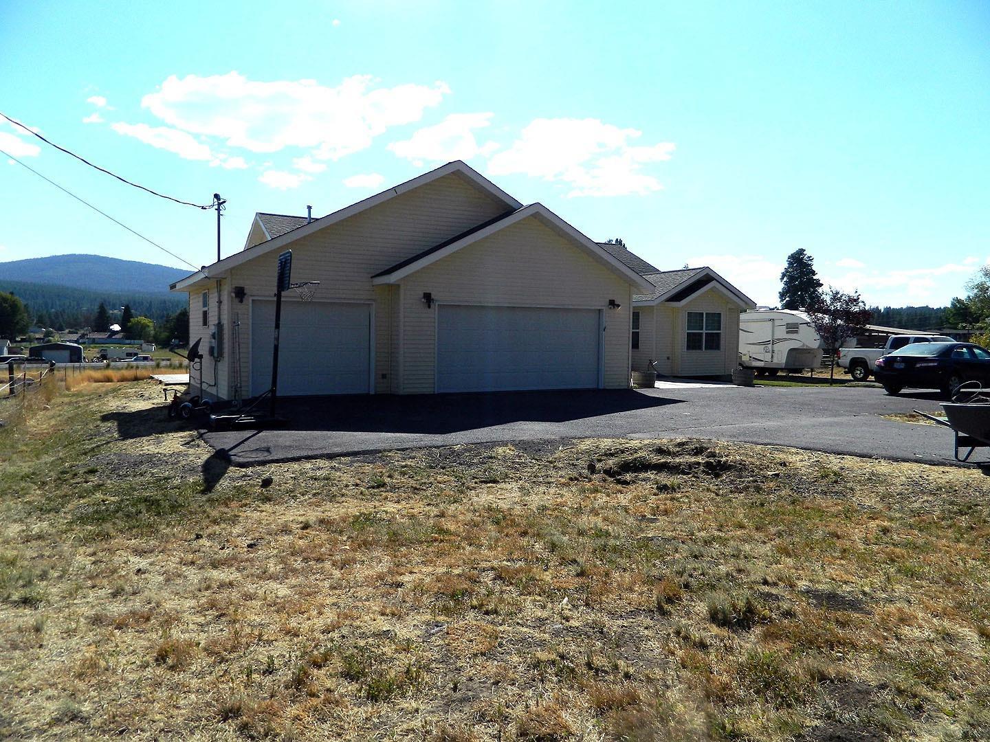 9810 Ben Kerns Road Klamath Falls, OR 97601 - Photo 1 of 18 Primary Photo