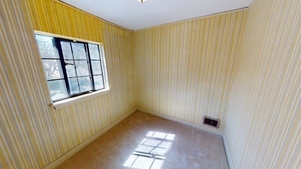 36 Glendale Road Newton, MA 02459 - Photo 20 of 25