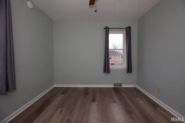 $999 | 1712 North Alvord Boulevard, Evansville, IN 47711