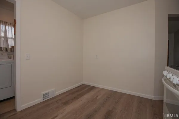 $999 | 1712 North Alvord Boulevard, Evansville, IN 47711