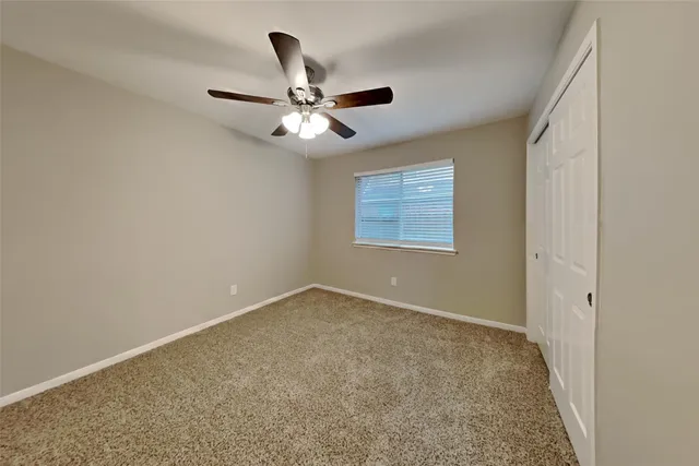 $2,500 | 3701 Oak Crossing Drive, Pearland, TX 77581