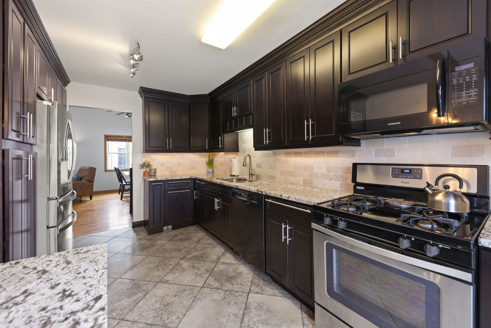 2630 White Barn Road Aurora, IL 60502 - Photo 11 of 53 Gallery Image 11