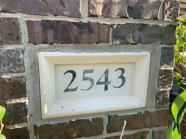 $327,000 | 2543 Tucker Creek Drive, Fresno, TX 77545