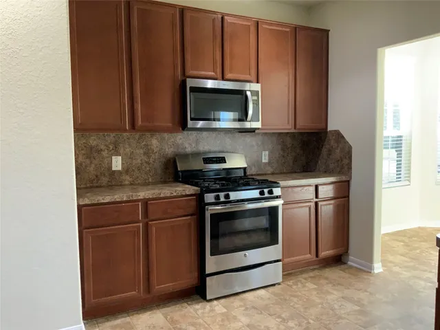 $327,000 | 2543 Tucker Creek Drive, Fresno, TX 77545