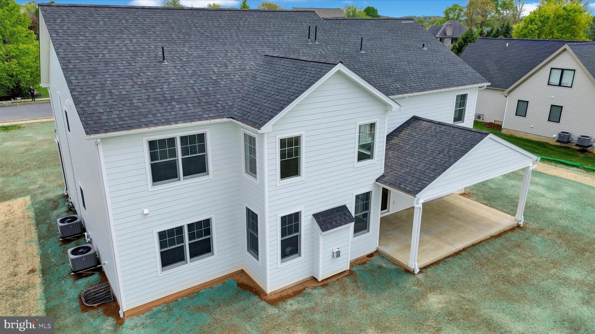513 Cheltenham Court Lititz, PA 17543 - Photo 8 of 64 DJI_0770