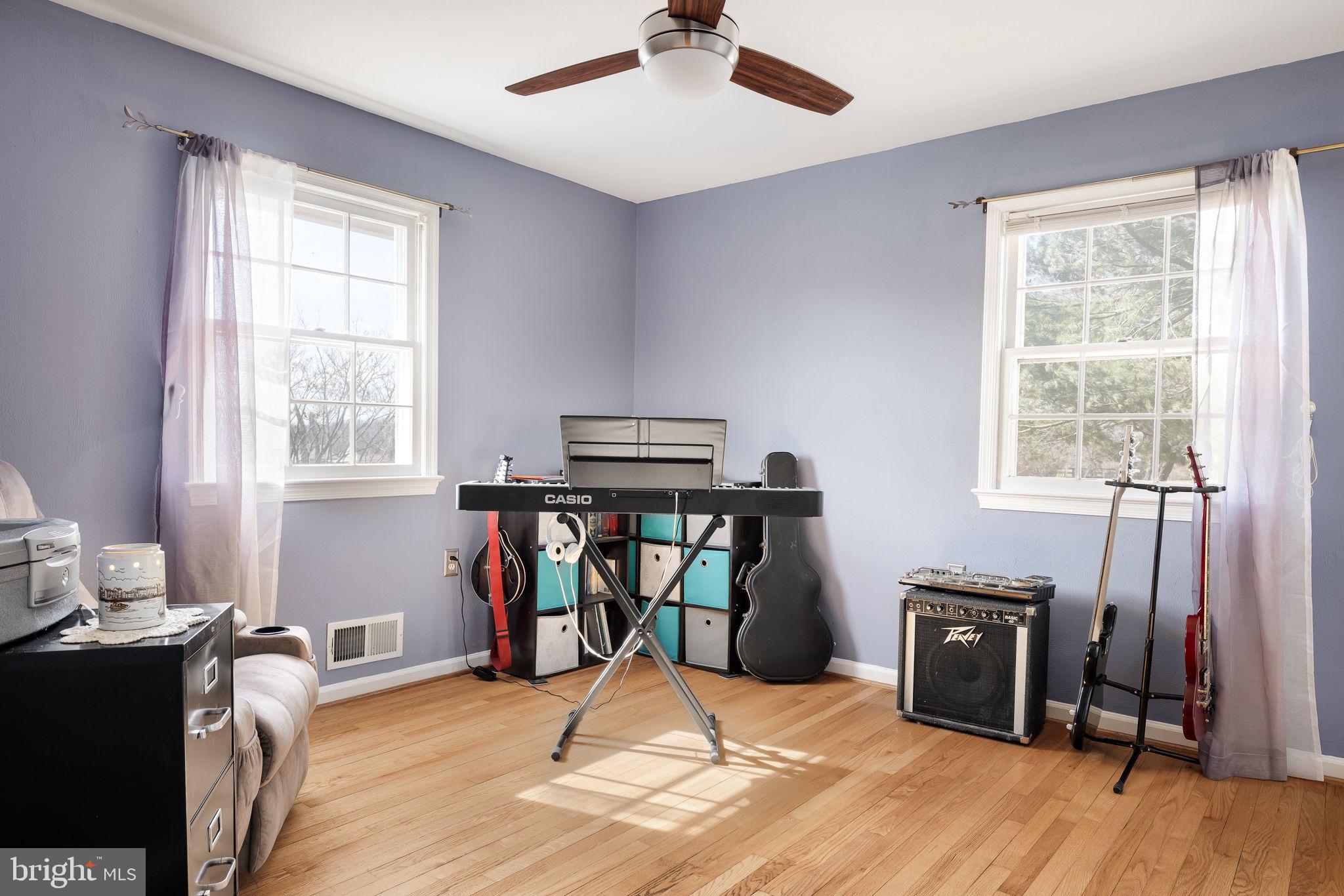 39125 Rodeffer Road Lovettsville, VA 20180 - Photo 21 of 55 Gallery Image 21