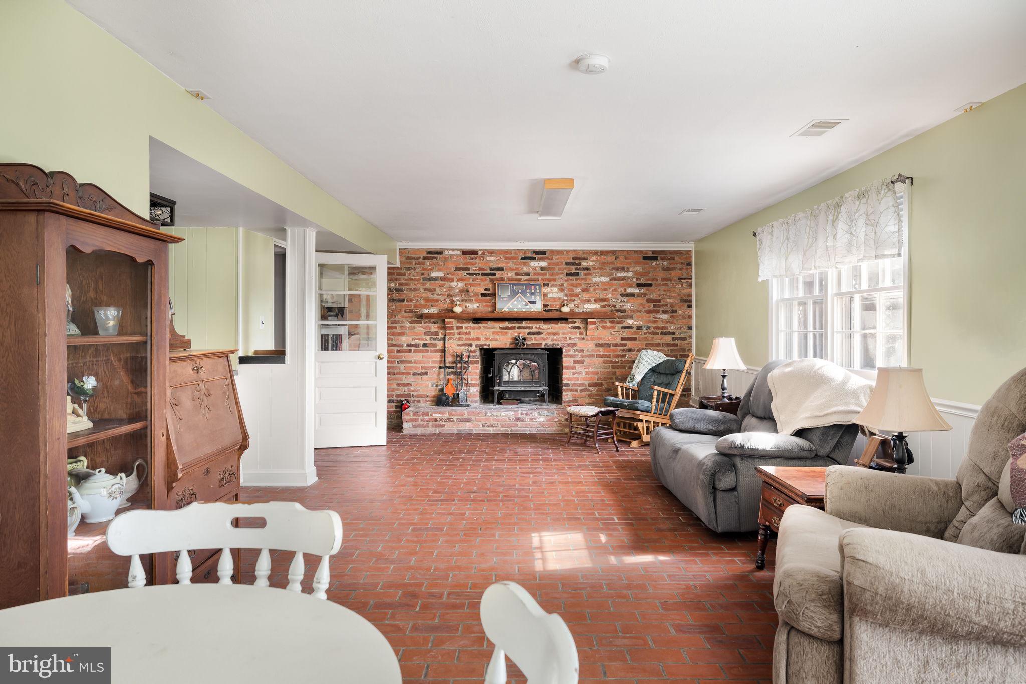 39125 Rodeffer Road Lovettsville, VA 20180 - Photo 27 of 55 Gallery Image 27
