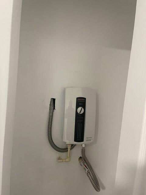 3890 Lakewood Road, Unit 1 Palm Springs, FL 33461 - Photo 11 of 14 13