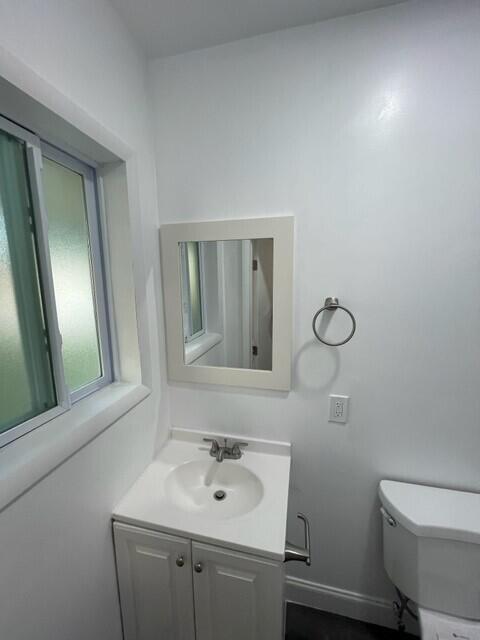 3890 Lakewood Road, Unit 1 Palm Springs, FL 33461 - Photo 8 of 14 10