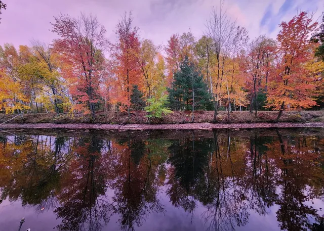 $300,000 | N1028 Chalet Drive, Waupaca, WI 54981