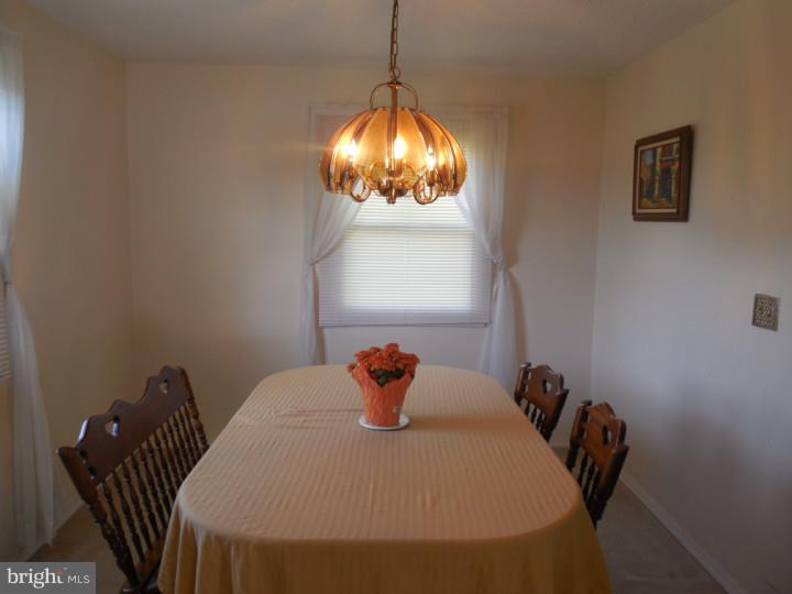 7199 Pine Tree Road Hereford, PA 18056 - Photo 10 of 19 Dining Room