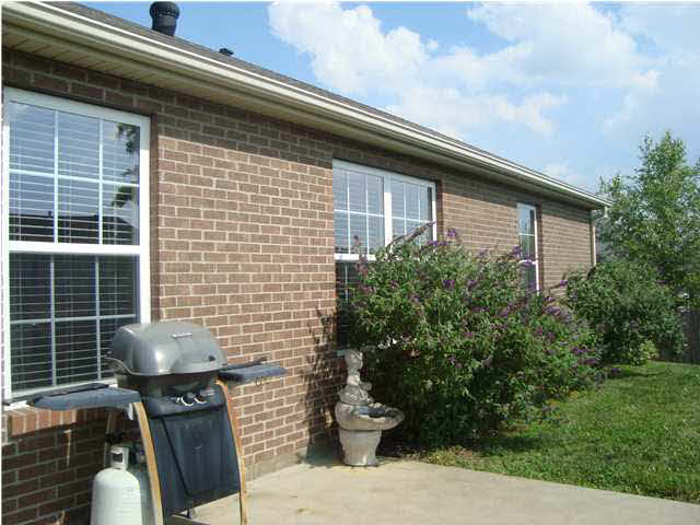 10140 Chatteris Road Evansville, IN 47725 - Photo 18 of 23