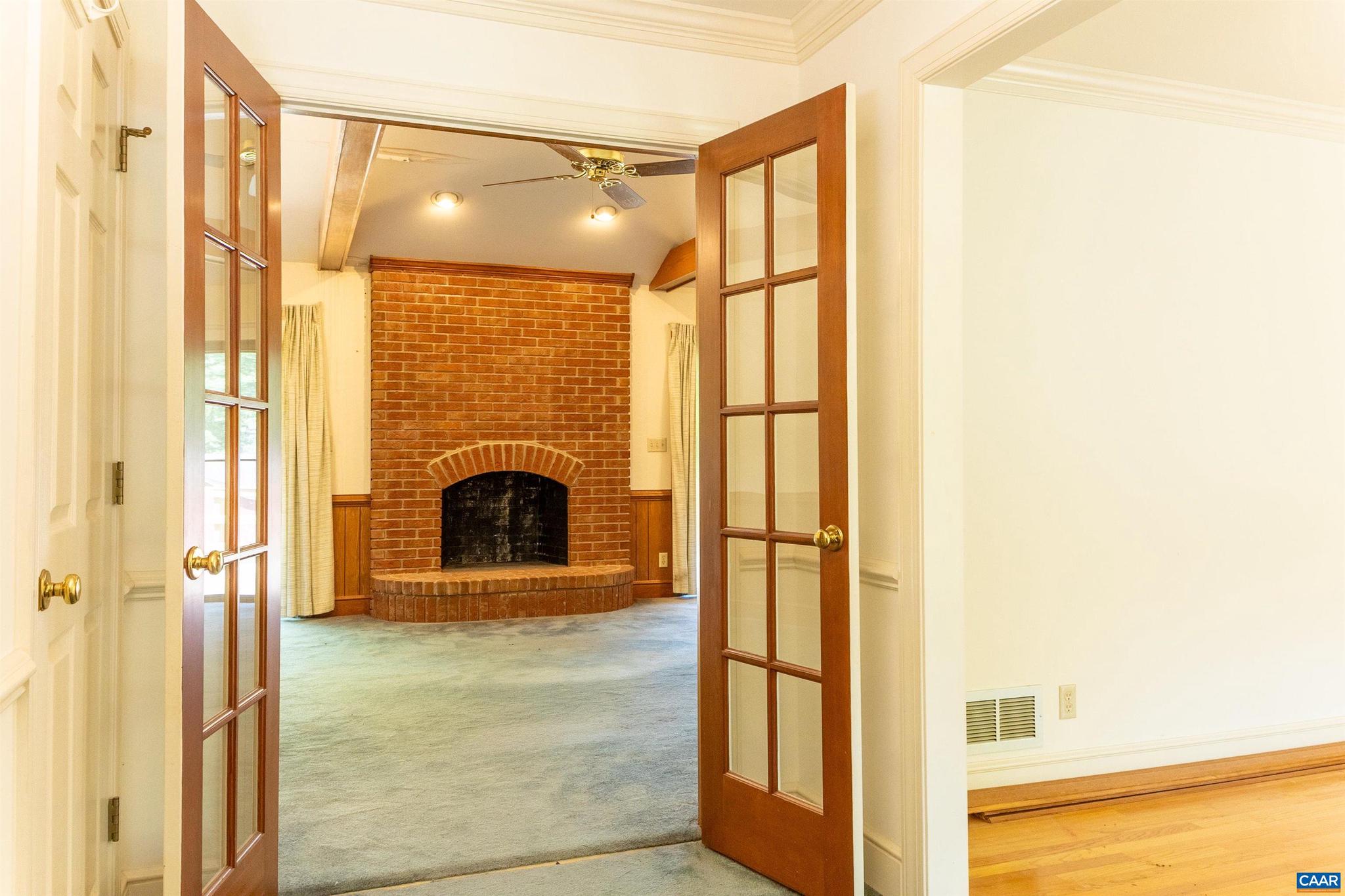 570 Forrest Road Charlottesville, VA 22902 - Photo 10 of 42