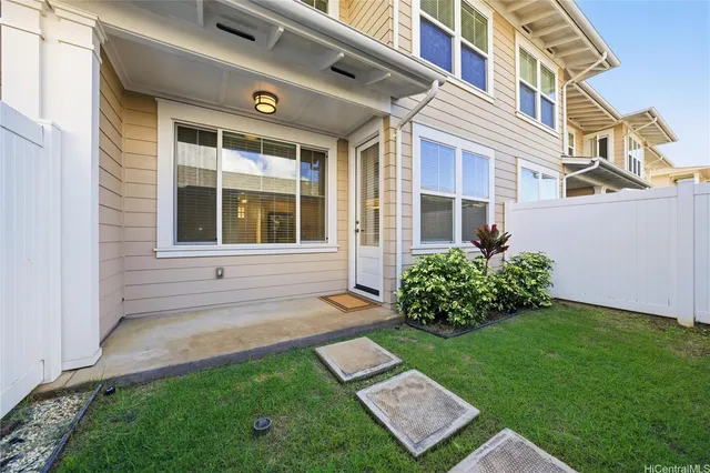 $4,500 | 91-2220 Kaiwawalo Street, Unit 111104, Ewa Beach, HI 96706