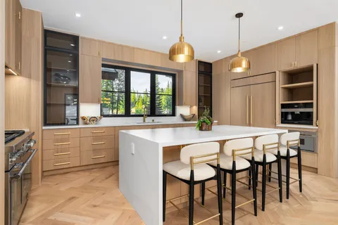 $5,250,000 | 10212 Dick Barter, Truckee, CA 96161