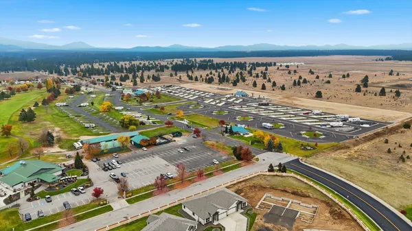 $502,850 | 21 North Country Club Drive, Unit 21, Deer Park, WA 99006