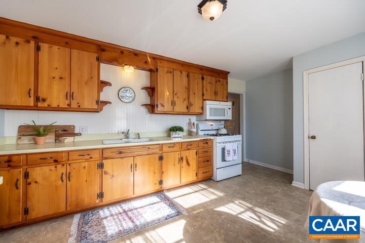 25071 Constitution Highway Rhoadesville, VA 22542 - Photo 8 of 19