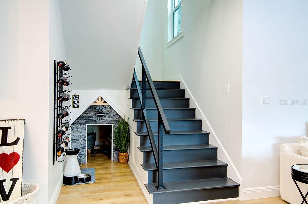 1720 Spring Creek Drive Sarasota, FL 34239 - Photo 34 of 63