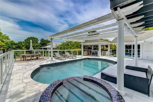 $13,500 | 1720 Spring Creek Drive, Sarasota, FL 34239